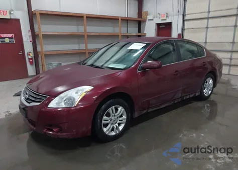 2010 Nissan Altima 2.5 S z USA, uszkodzony, nr VIN 1N4AL2AP6AN459384